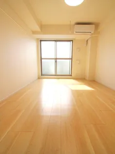 ローズウイング川越【4階】の居間