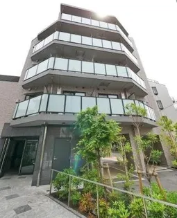 ARTESSIMOPOSSO【2階】の外観