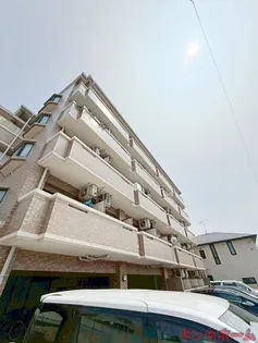 アビタシオン英の画像