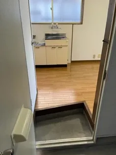 荘野ハイツ【1階】の玄関