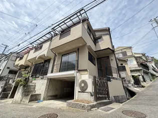 兵庫県神戸市垂水区千代が丘2【一戸建】の外観