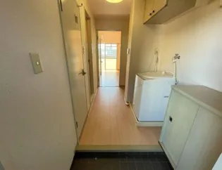 ギャラン工大駅前【4階】の玄関