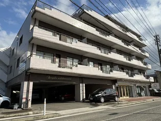 BESPOKE西金沢の画像