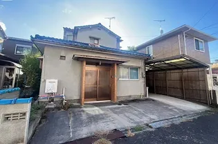 滋賀県湖南市柑子袋西3【一戸建】の外観