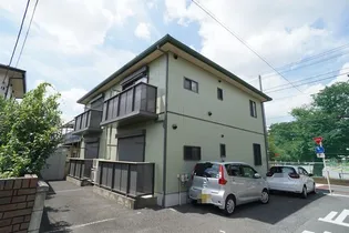 グリーン ヴィレッジ【2階】の外観