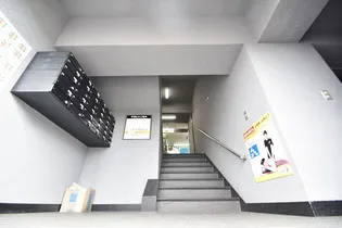 平和ビル【7階】の外観