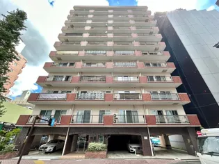 東京都港区南麻布1【マンション】の外観