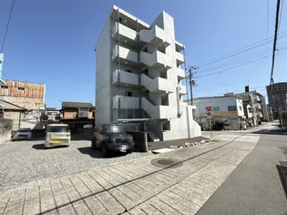 高知県高知市土居町【マンション】の外観