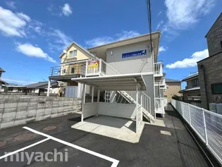 サンステージ四国大学前【1階】の外観