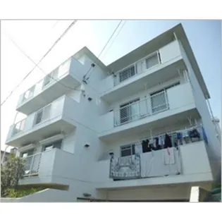 シャンドールホワイト中駒【3階】の外観