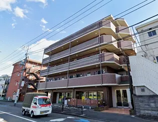 フォンティーヌの画像