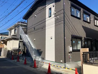 埼玉県草加市旭町5【アパート】の外観