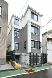 Apartment小石川後楽園【2階】の外観