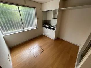 ハイム菰軒【1階】の居間