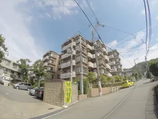 シュロス五月山3【4階】の外観