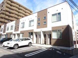 新潟県新潟市中央区上大川前通4番町【アパート】の外観