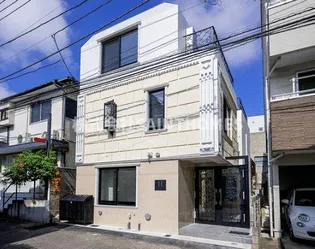 東京都港区南青山4【マンション】の外観