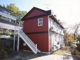 レオパレスパークヒル三ッ沢【2階】の外観