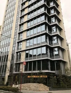 ザ・パークハウス新宿御苑【9階】の外観