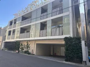 ディアナガーデン西麻布【2階】の外観