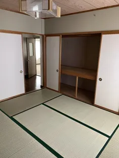 吉島マンション【2階】の居間