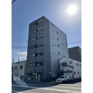 ハピデンス新宿【4階】の外観