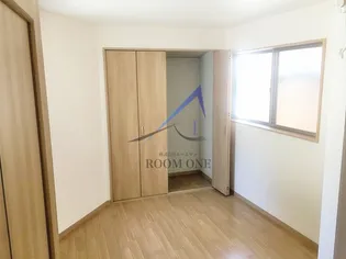 高輪ハウス【2階】の居間