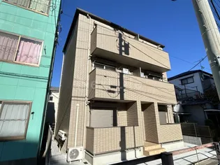 バース ヨコハマ【1階】の外観