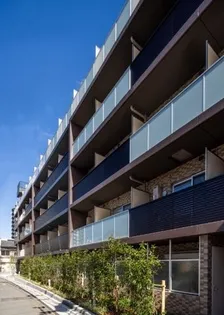 東京都中野区南台4【マンション】の外観