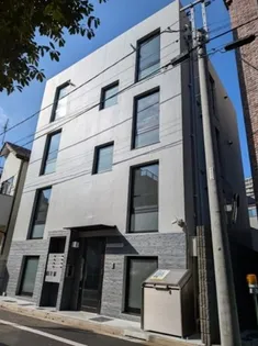 プレジール三軒茶屋【1階】の外観