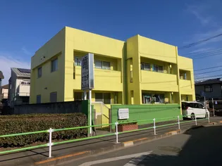 D C HILLSの画像