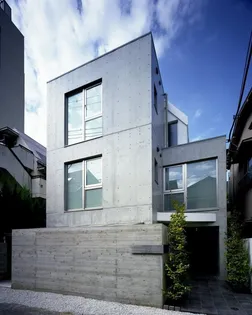 東京都中野区中央3【マンション】の外観