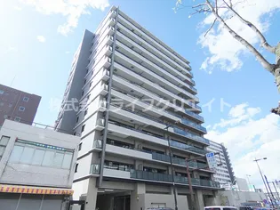 東京都八王子市八日町【マンション】の外観