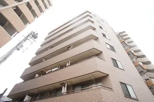 クレストパレスの画像