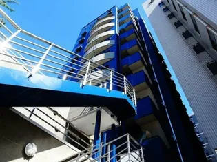 スプルースつつじヶ丘【2階】の外観