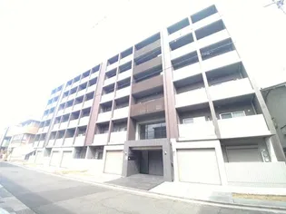 TRIーSTAGEの画像