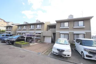 エクレール平城B【1階】の外観