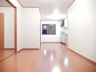 たちばな館2【1階】の居間