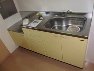 ドリームヒルズB【2階】のキッチン