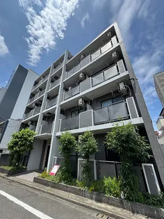 カーサ・モデルナ【3階】の外観