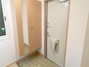 ルーチェセッテの玄関