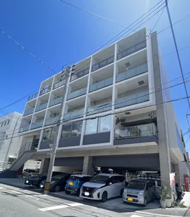 トマリテラスの画像