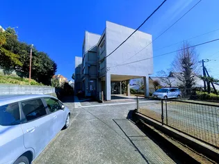 神奈川県横浜市中区大平町【マンション】の外観