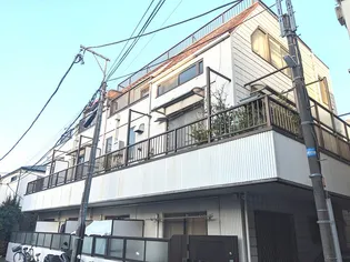 フィールドリバー【2階】の外観