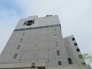 フラワーシティINブラボン【3階】の外観