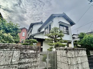 愛知県岡崎市上六名2【一戸建】の外観