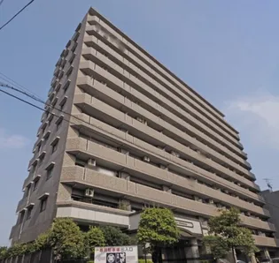 ライオンズマンション草加高砂【6階】の外観