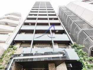 コンシェリア新宿 HILLSIDE SQUARE【3階】の外観