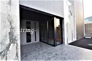 市谷鷹匠町レジデンス【4階】の外観