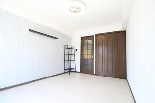 グラスコートの外観